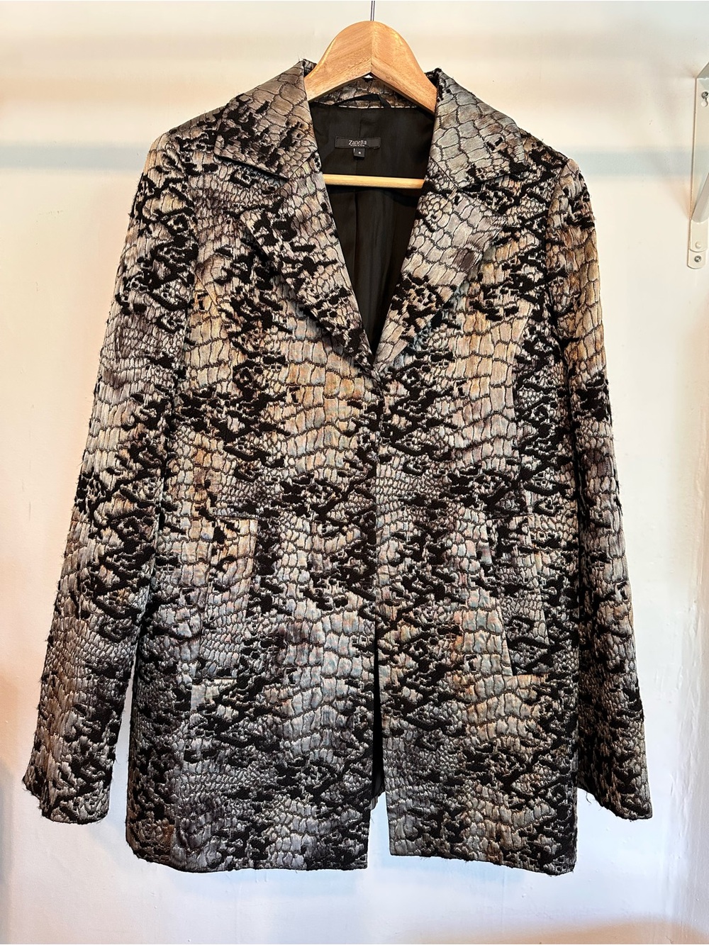 Zanella Metallic Gray & Black Textured Patterned Blazer, Made in Italy